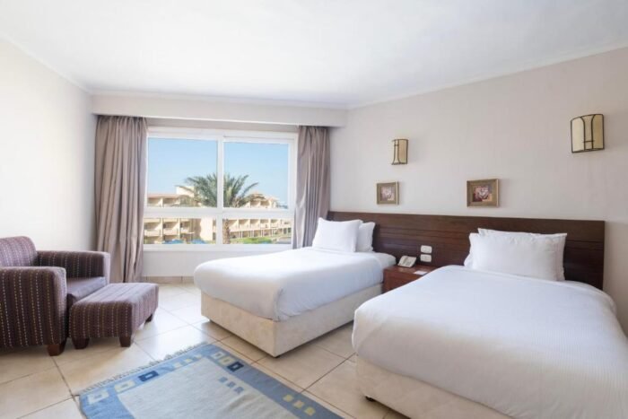 Amwaj Beach Club Abu Soma - Image 10