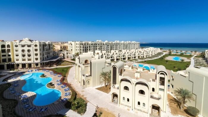 Gravity Hotel & Aqua Park - Image 10